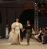 La diseñadora Auxiliadora Castellano, finalista en el Certamen de Diseñadores Noveles We Love Flamenco - Gastronomía y Moda