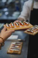 Los restaurantes Tradevo Centro y Tradevo Nervión renuevan su imagen corporativa y su carta