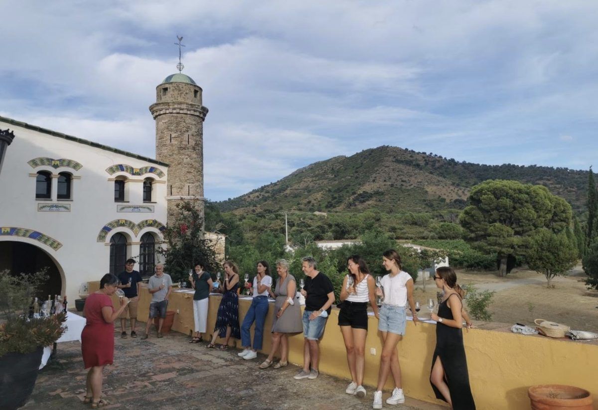 Roses despide el verano con triple brindis enoturista - Gastronomía y Moda