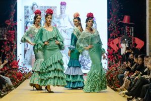 La moda flamenca regresa a las bodegas más emblemáticas de Jerez de la Frontera 💃 - Gastronomía y Moda