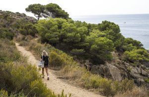 3 ‘Caminos de Ronda’ para enamorarse de Roses - Gastronomía y Moda