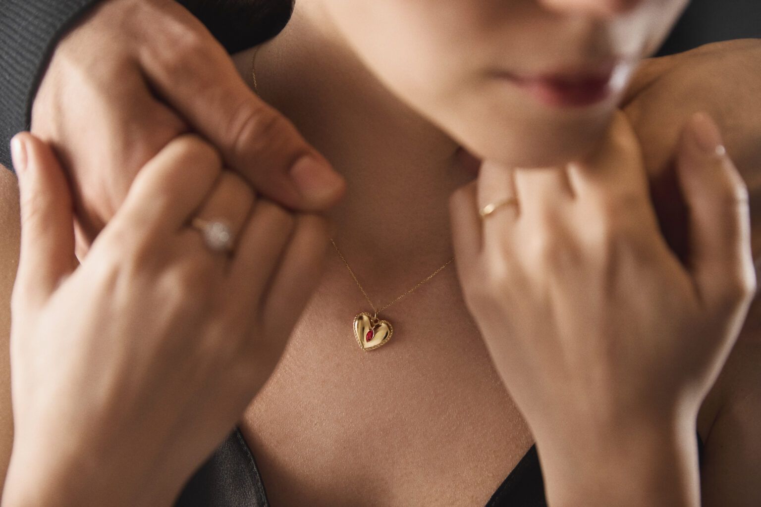Mumit celebra el amor compartido con una colección de joyas que trasciende el tiempo - Gastromía y Moda
