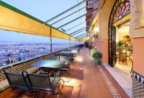 Momentos by Alhambra Palace - Gastronomía y Moda