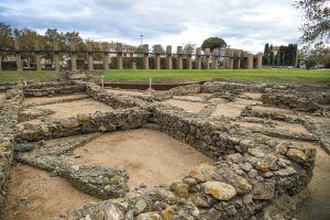 Un paseo por 25 siglos de historia en la ciudadela de Roses - Gastronomía y Moda
