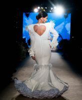 We Love Flamenco X edición, espectacular reencuentro de la moda flamenca con su público. Santana ha presentado su colección ‘Mi Ángel’. Foto: Aníbal González© - Gastronomía y Moda