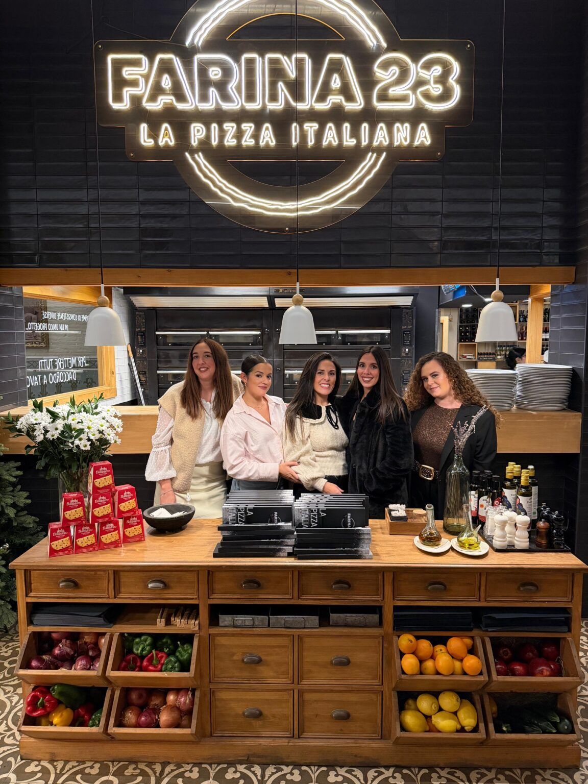 Farina 23, la pizzería italiana de la Alameda que refuerza su posición como referencia gastronómica en Sevilla - Gastronomía y Moda