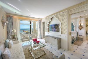 Hoteles Santos, arranca 'motores' - Gastronomía y Moda
