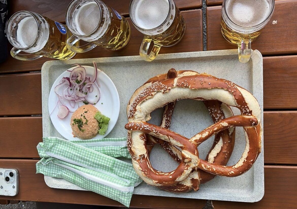Englischer Garten de Múnich: naturaleza, cerveza y el sabor de una auténtica Brezel bávara - Gastronomía y Moda