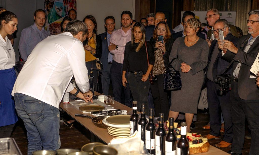 Periodistas norteamericanos conocen la gastronomía y la calidad de los alimentos andaluces en Miami