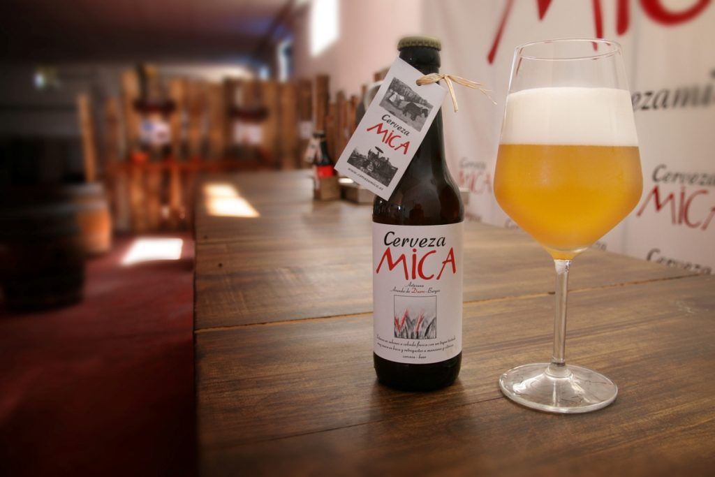 Cata de productos de la Ribera del Duero maridados con cerveza artesana sin salir de casa Cervezas Mica, la única cerveza del mundo presente en el Salón del Lujo - Gastronomía y Moda