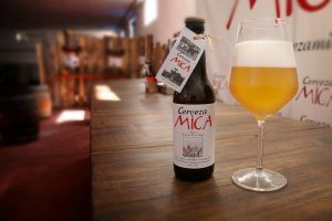 Cervezas Mica, la única cerveza del mundo presente en el Salón del Lujo - Gastronomía y Moda