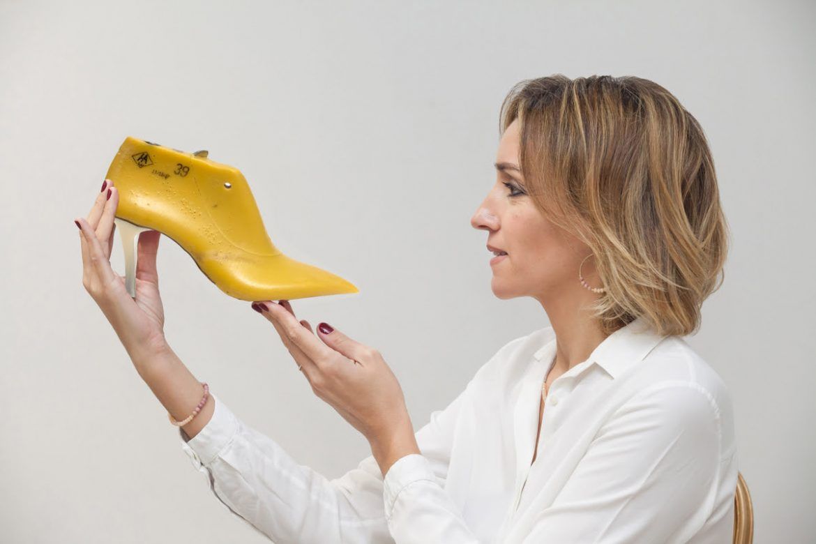 Beatriz Tajuelo presenta su colección cápsula “Celebra la Vida” que ha realizado para Calzados Franjul Beatriz Tajuelo presenta su colección cápsula “Celebra la Vida” que ha realizado para Calzados Franjul - Gastronomía y Moda