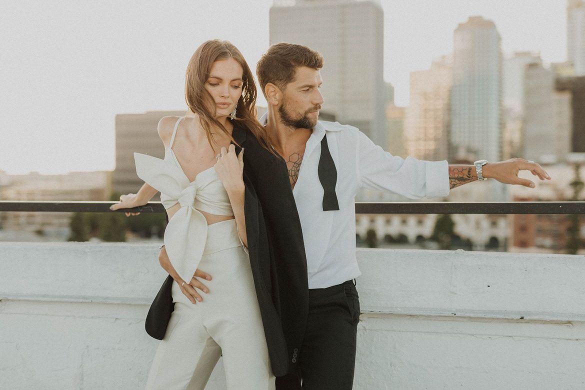 Un look de novia con pantalón perfecto para la ‘nueva normalidad’ Un look de novia con pantalón perfecto para la ‘nueva normalidad’ - Gastronomía y Moda - Gastronomía y Moda