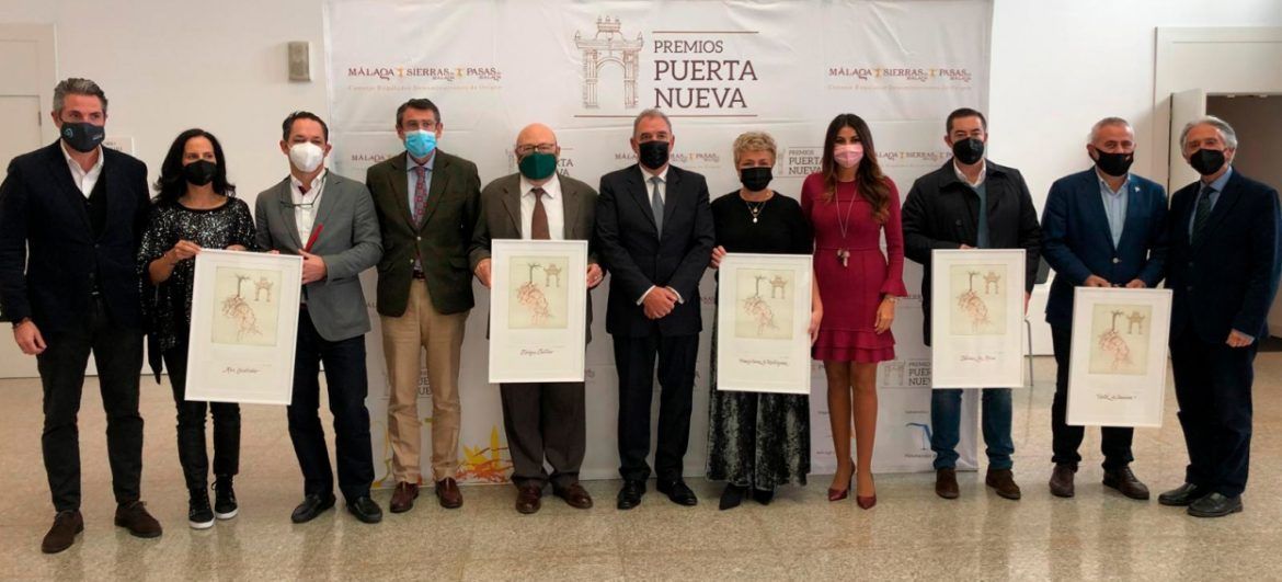 Tres establecimientos hosteleros de la provincia de Málaga, una vinoteca y un crítico gastronómico reciben los Premios Puerta Nueva La Diputación de Málaga impulsa estos premios que reconocen la labor realizada por empresas, entidades, y profesionales del sector vitivinícola - Gastronomía y Moda