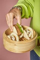 Dani García aterriza en Sevilla con La Gran Familia Mediterránea - Gastronomía y Moda