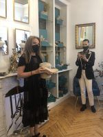 Los zapatos con "M de Mujer”, los imprescindibles de la diseñadora Sara Navarro para este verano - Gastronomía y Moda