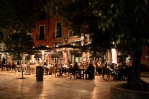 Las mejores terrazas de invierno en Madrid para disfrutar del frío al aire libre - Gastronomía y Moda