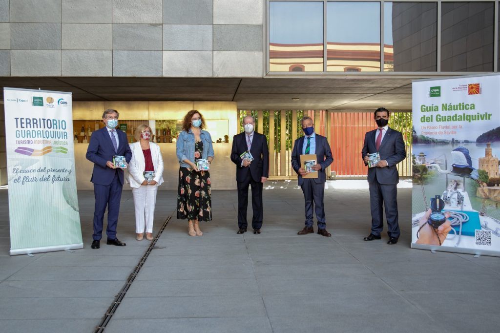 Presentada la publicación ‘Un Paseo Fluvial por la Provincia de Sevilla. Guía Náutica del Guadalquivir’ - Gastronomía y Moda
