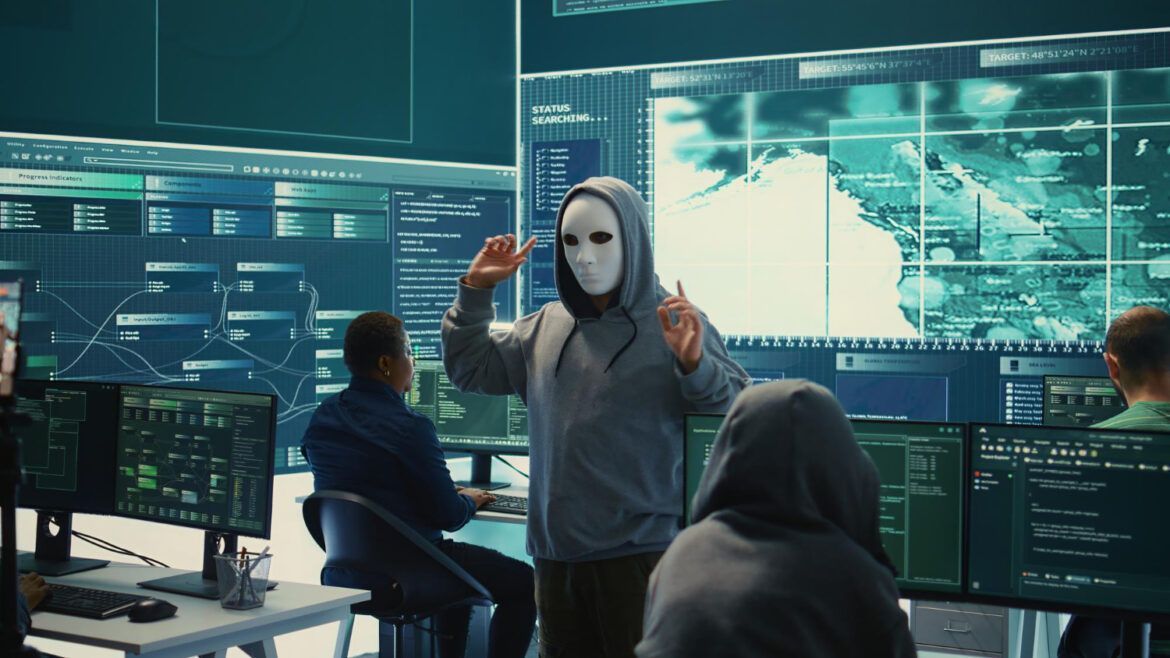 El fenómeno del «hacking» en la industria turística: ¿cómo defenderse de los atacantes? El fenómeno del "hacking" en la industria turística: ¿cómo defenderse de los atacantes? - Gastronomía y Moda