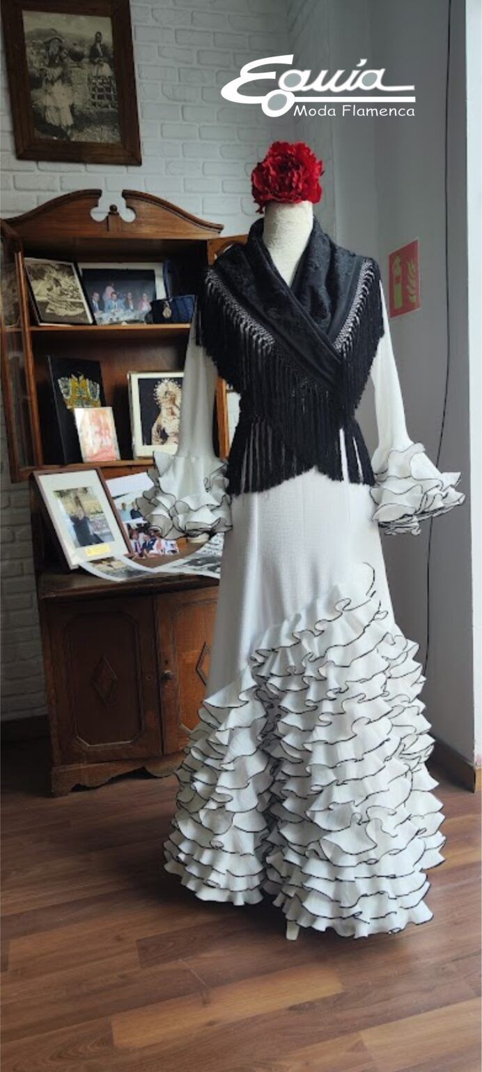 Eguía Flamenca en Sevilla: trajes artesanales para vivir las ferias con sello propio - Gastronomía y Moda