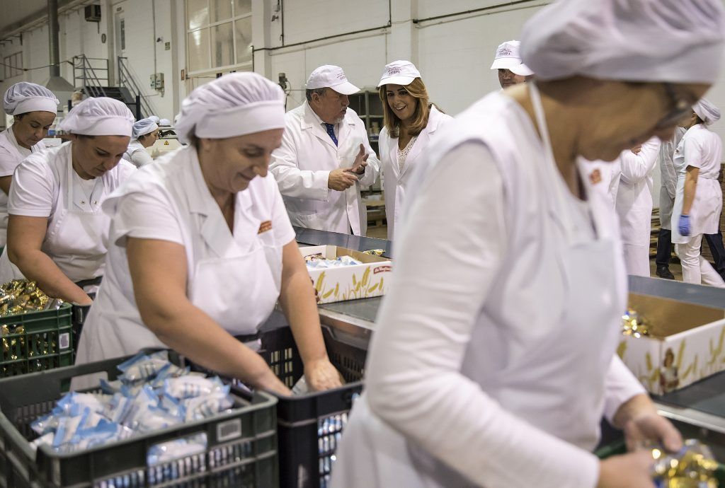 La Junta de Andalucía respalda al sector de los mantecados de Estepa para que incrementen sus exportaciones