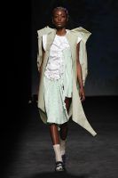 Robber Rodríguez, ganador de la Mercedes-Benz Fashion Talent - Gastronomía y Moda