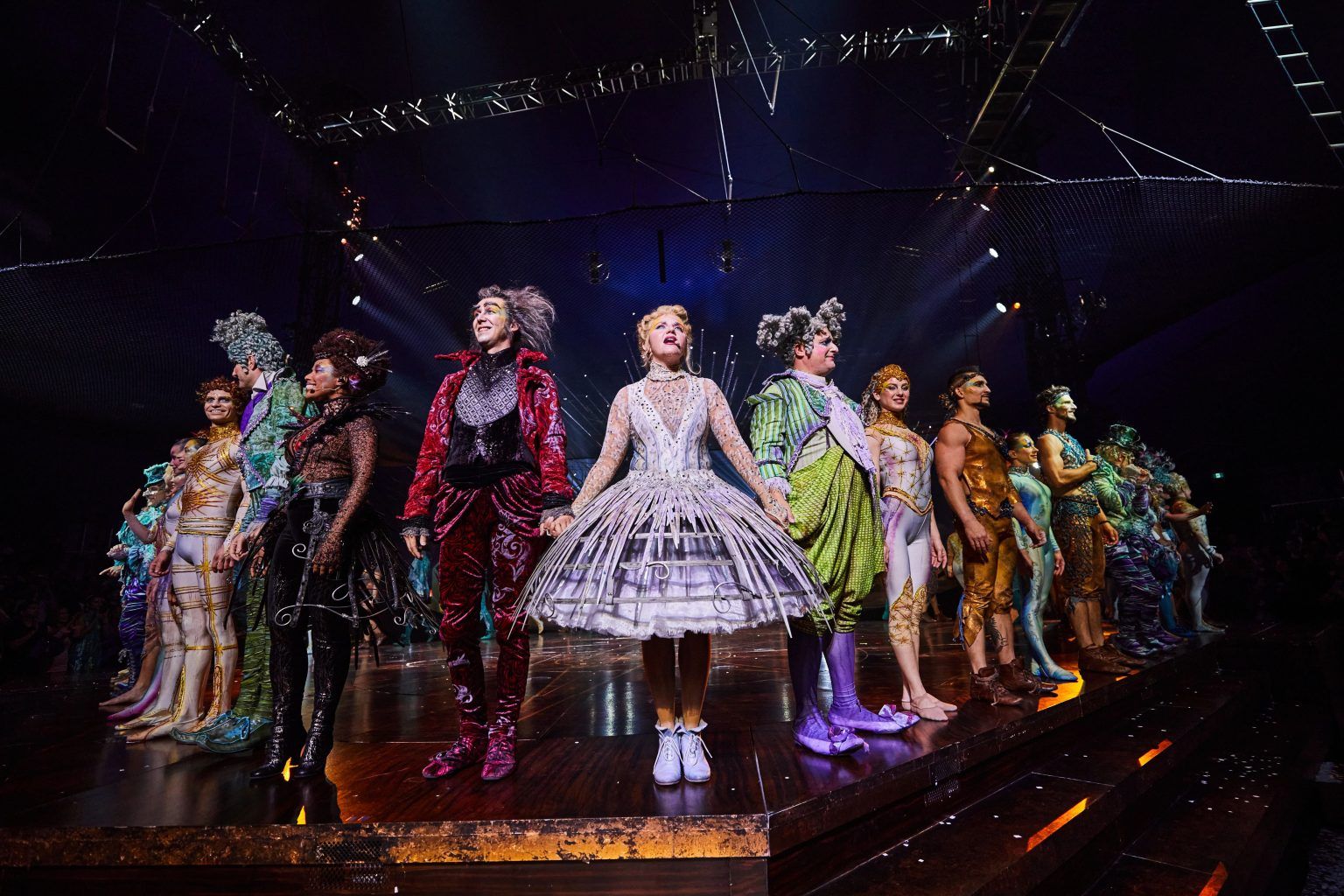 El Circo del Sol regresa en 2024 a Sevilla con 'Alegría', su espectáculo más emblemático, bajo una nueva luz - Gastronomía y Moda