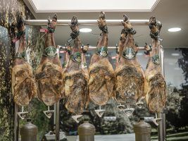 Los Romeros de Alanís, garantía de calidad desde hace más de 50 años - Gastronomía y Moda