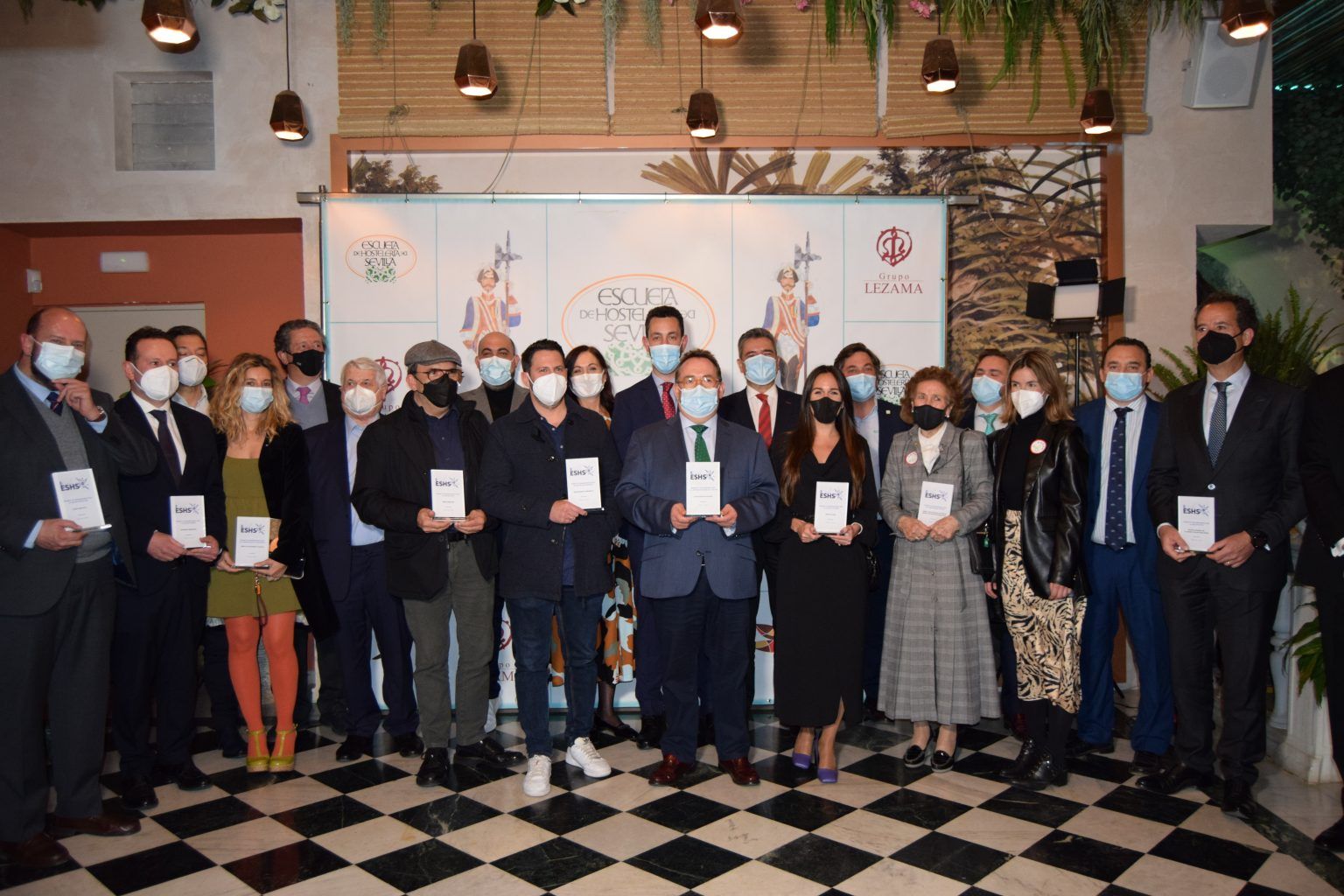 La Escuela Superior de Hostelería de Sevilla entrega los Premios Extraordinarios 2021 - Gastronomía y Moda