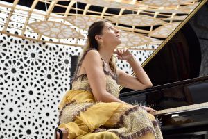 María Dolores Gaitán dedicará una obra musical online al 175 Aniversario al ‘mayor espectáculo de las playas del sur’ - Gastronomía y Moda