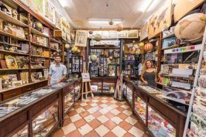 Aprobada de forma provisional la ordenanza que regulará el distintivo ‘Establecimiento Emblemático de la Ciudad de Sevilla’ - Gastronomía y Moda