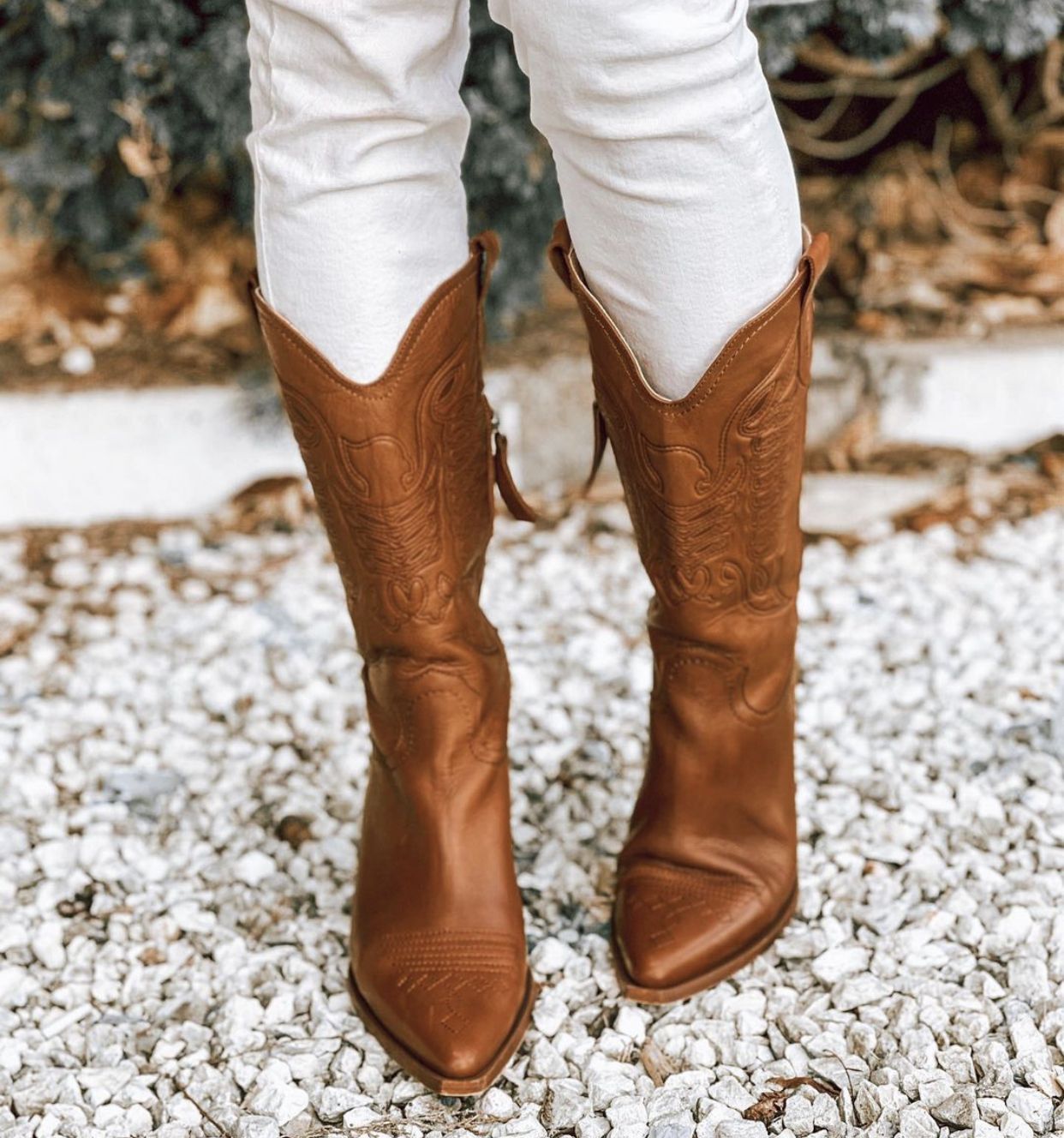 Las botas cowboy más must by @rosco_lullaby - Gastronomía y Moda