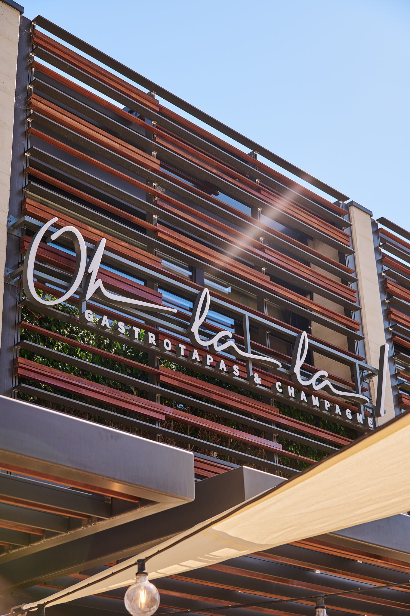 Oh La La Gastrotapas & Champagne ofrece al comensal una experiencia única, llena de lujo, sabor y elegancia en cada bocado - Gastronomía y Moda