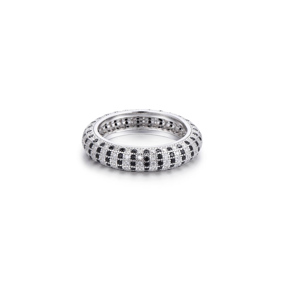 Luce anillo con 'pedrusco' Dlujo Jewel sin necesidad de dejarte el sueldo - Gastronomía y Moda