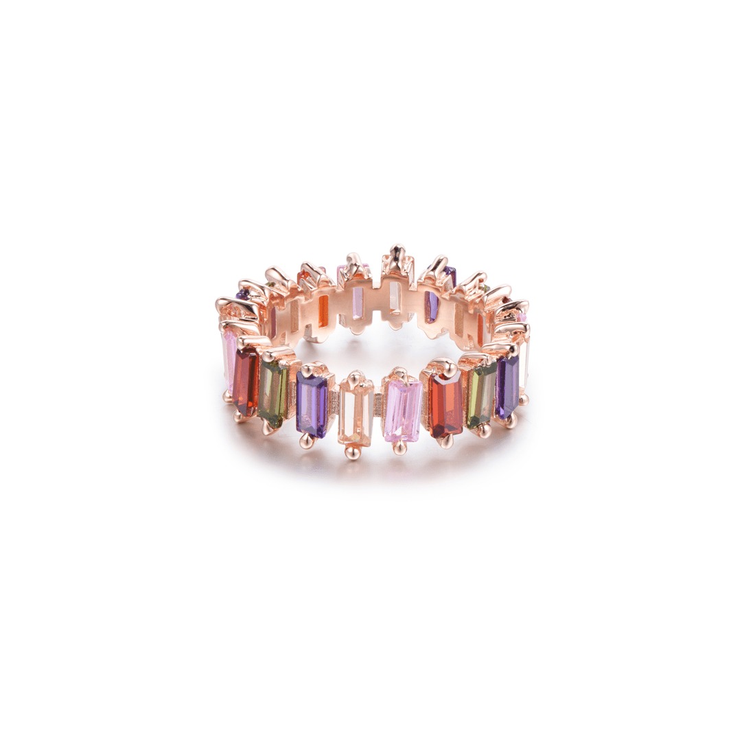 Luce anillo con 'pedrusco' Dlujo Jewel sin necesidad de dejarte el sueldo - Gastronomía y Moda