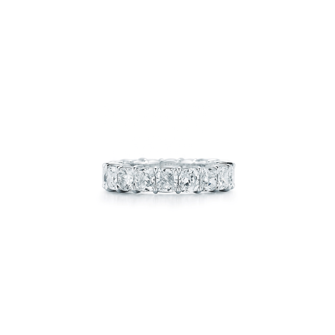 Luce anillo con 'pedrusco' Dlujo Jewel sin necesidad de dejarte el sueldo - Gastronomía y Moda