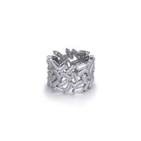 Luce anillo con 'pedrusco' Dlujo Jewel sin necesidad de dejarte el sueldo - Gastronomía y Moda