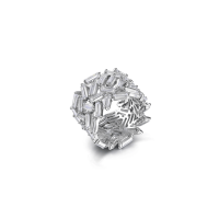 Luce anillo con 'pedrusco' Dlujo Jewel sin necesidad de dejarte el sueldo - Gastronomía y Moda