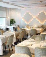 El atún rojo de almadraba protagonizan el mes de junio en Cala Roche - Gastronomía y Moda
