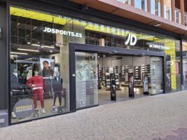 JD Sports y Raccoon Games amplían sus tiendas en Torre Sevilla, reforzando la oferta comercial y de ocio - Gastronomía y Moda