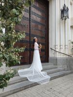 "Reflejos Románticos: La Nueva Colección de María Diezma Fusiona Tradición y Modernidad" - Gastronomía y Moda
