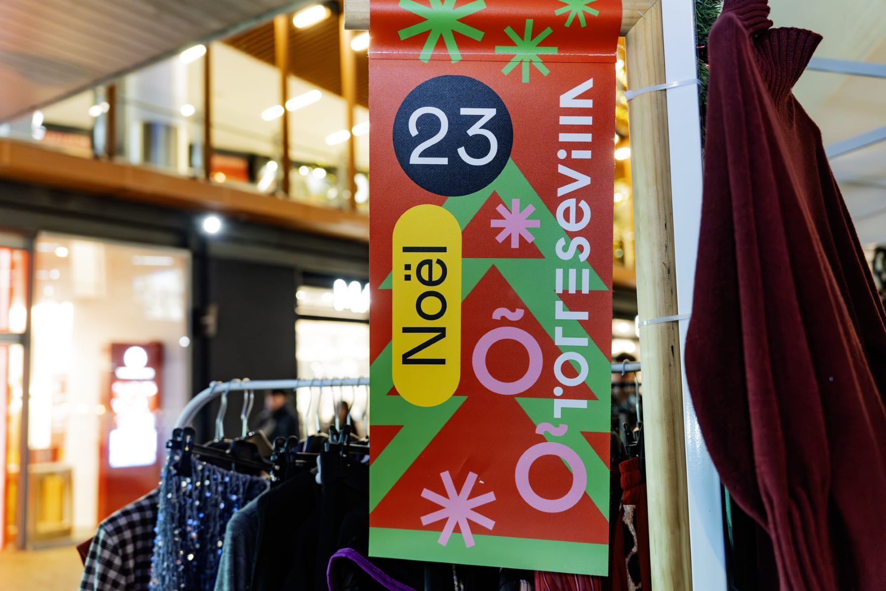 TORRE SEVILLA inaugura su Pop-Up Market navideño con artesanía local, encuentros con Papá Noel y una completa agenda festiva - Gastronomía y Moda