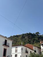 La influencer Lola Martín descubre el restaurante escondido en la Sierra de Aracena y Picos de Aroche que está conquistando a los amantes de la cocina tradicional - Gastronomía y Moda