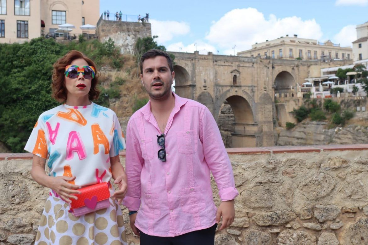El Puente Nuevo de Ronda se convierte en el epicentro malagueño de la moda con Ágata Ruiz de la Prada como madrina de excepción El Puente Nuevo de Ronda se convierte en el epicentro malagueño de la moda con Ágata Ruiz de la Prada como madrina de excepción - Gastronomía y Moda