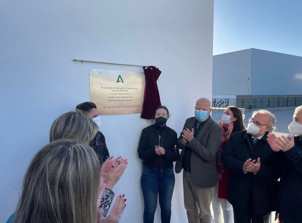 Javier Imbroda inaugura la ampliación del IES Diego Rodríguez Estrada- Gastronomía y Moda