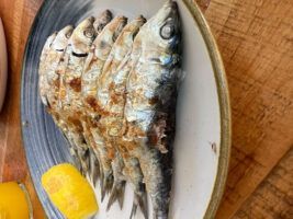 Chiringuito: La Mar Bonita: donde el tiempo se detiene y el mar lo llena todo de sabor - Gastronomía y Moda