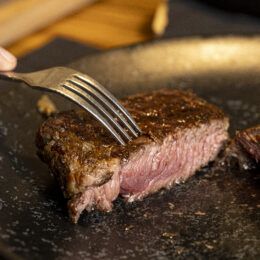 Cruz Pampa sorprende en València con nuevos sabores de primavera y una experiencia secreta para amantes de la carne - Gastronomía y Moda