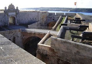 Tres fortines para admirar el legado militar de Menorca - Gastronomía y Moda