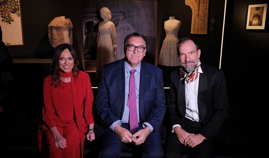 La exposición que no te puedes perder: 'Henry Clarke y la moda de España bajo el influjo de la Alhambra' - Gastronomía y Moda