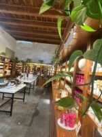 Los perfumes, una tendencia al alza, tienen su patio preferido y está en Granada - Gastronomía y Moda